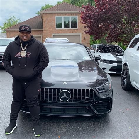 Oct 8, 2023 · Oct. 8 (UPI) --A multimillion-dollar car collection seized from the Youtuber known as "Omi in a Hellcat" will be auctioned by the U.S. Marshals Service.The auction will include over 55 cars ... 